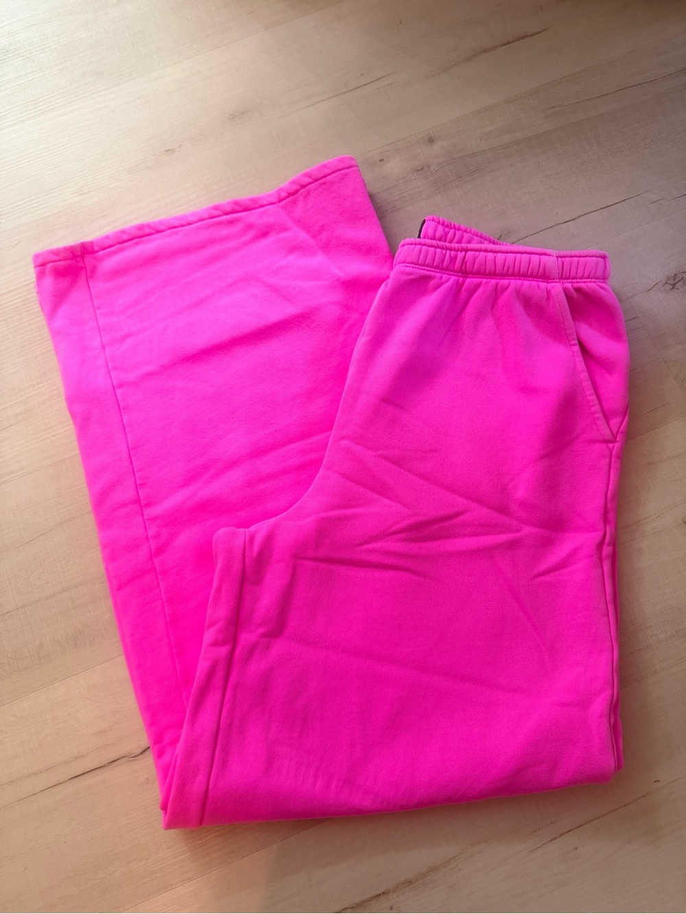 GAP Bright Neon Pink Wide-Leg Sweatpants